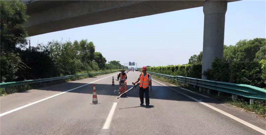 道路划线路面清扫