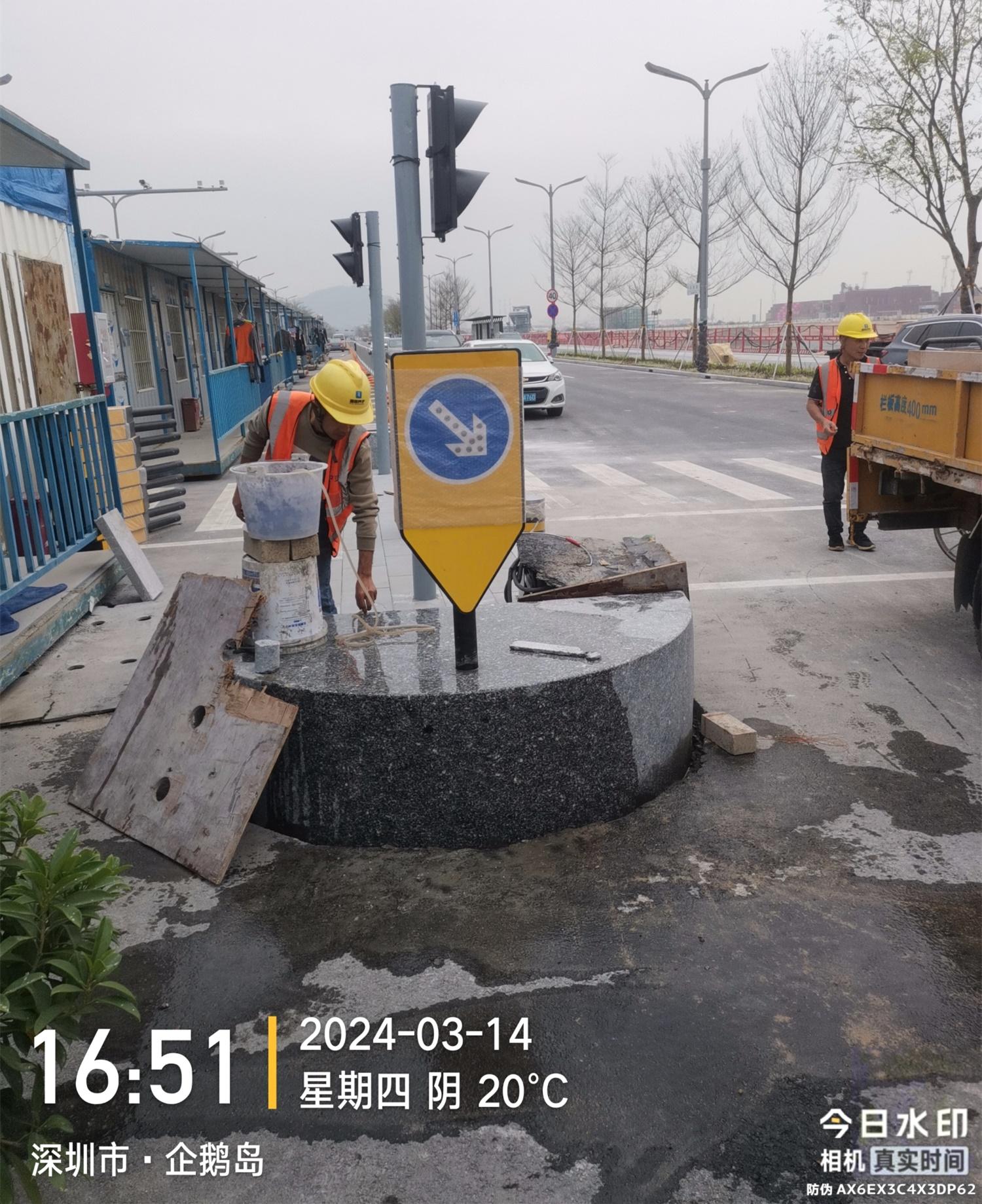 大铲湾道路分道器安装