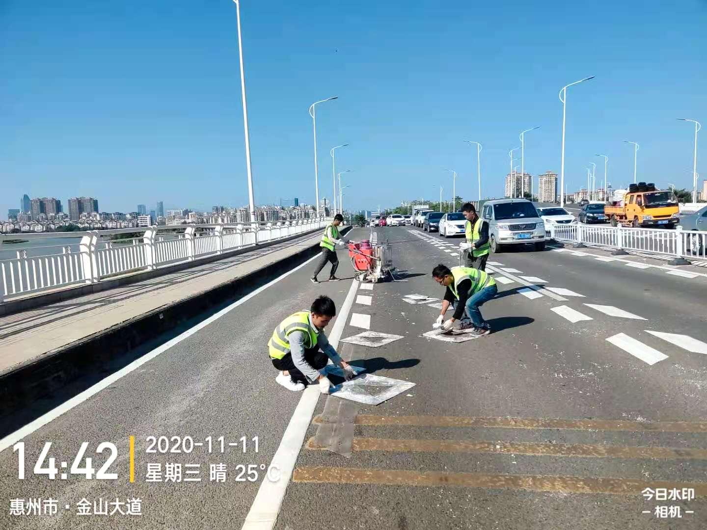 惠州金山大道标线施工