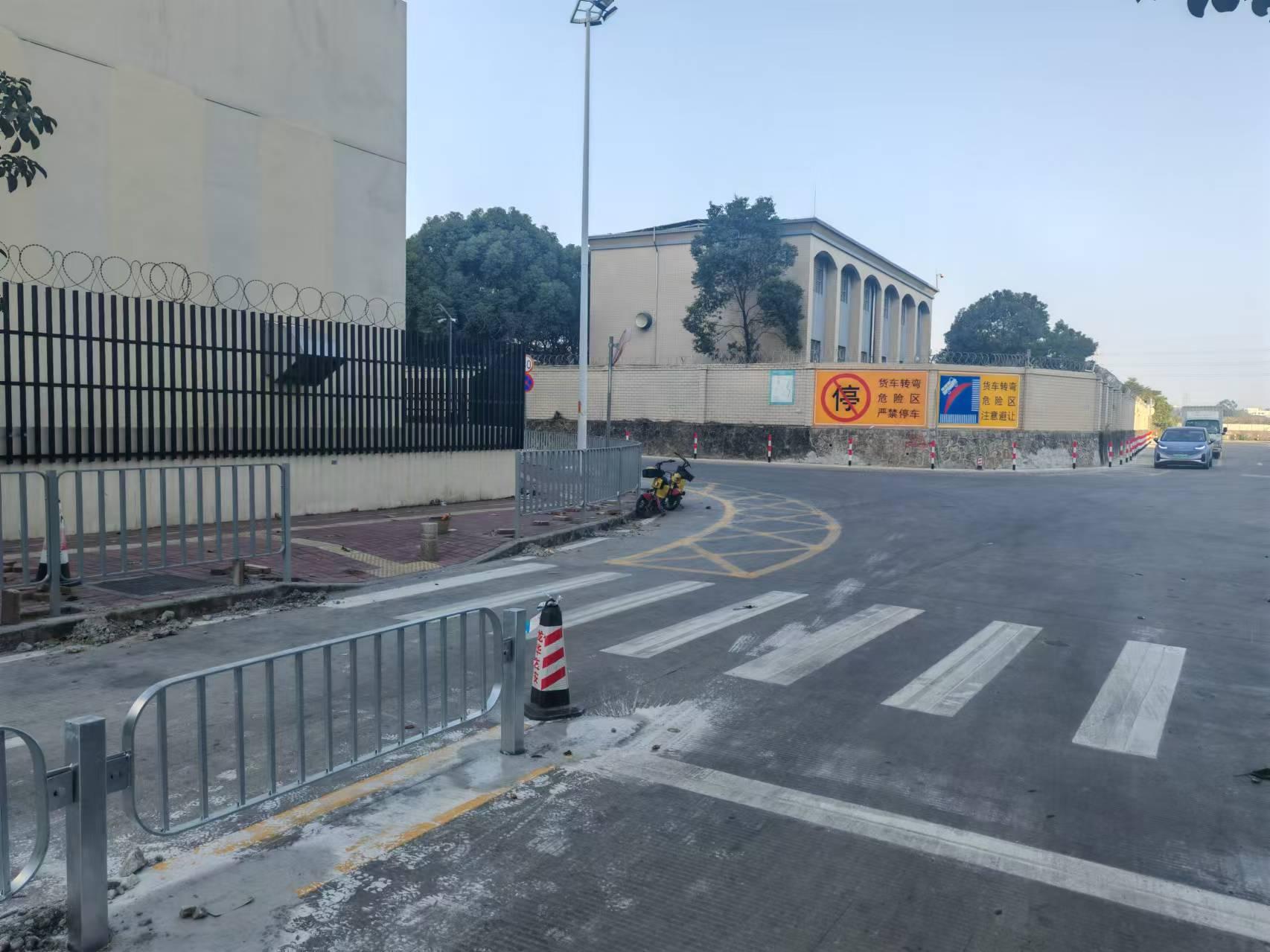 东莞常平护栏安装